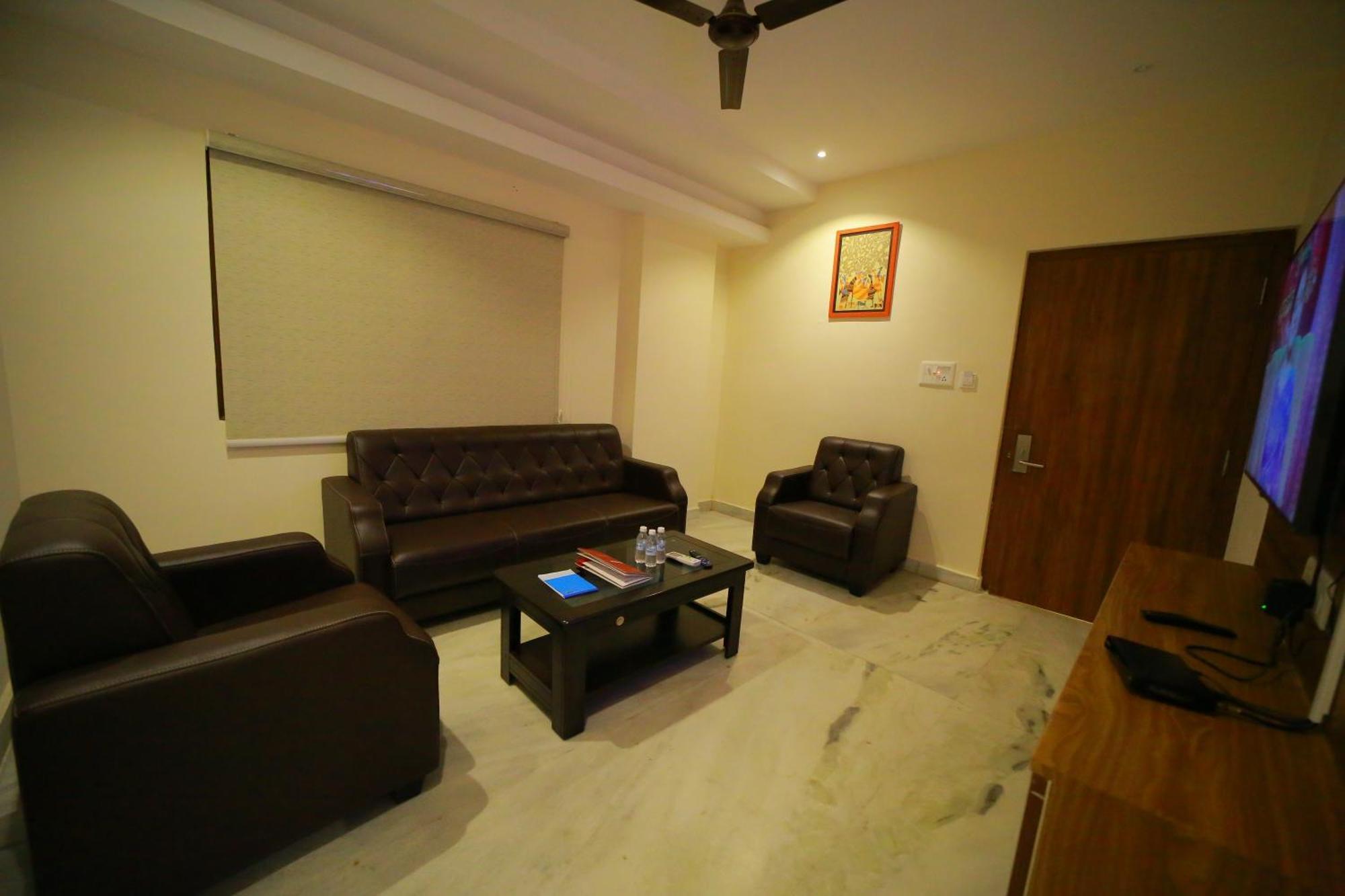 Hotel Dhruv Elite And Banquets Hajdarabad Zewnętrze zdjęcie