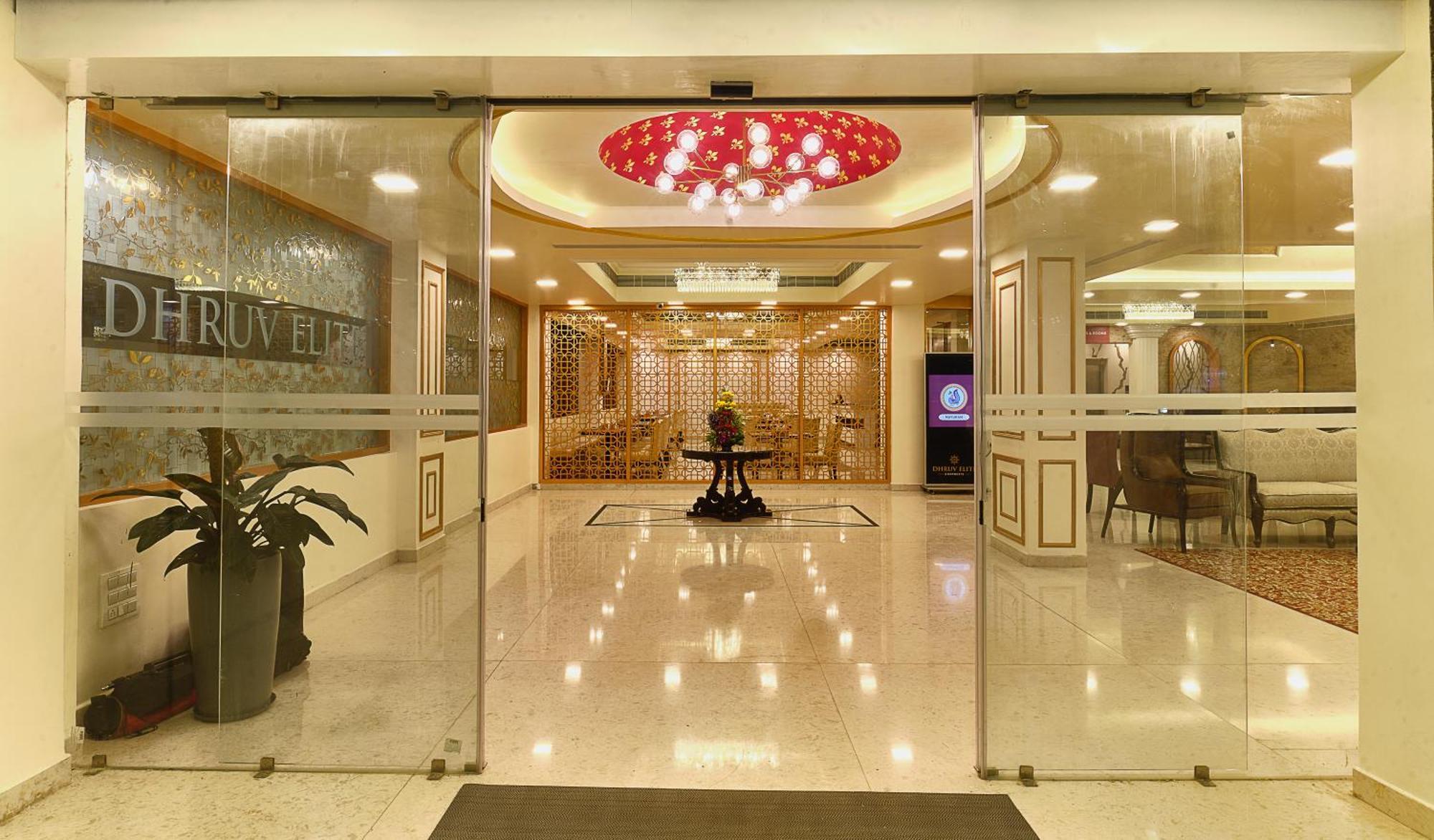Hotel Dhruv Elite And Banquets Hajdarabad Zewnętrze zdjęcie